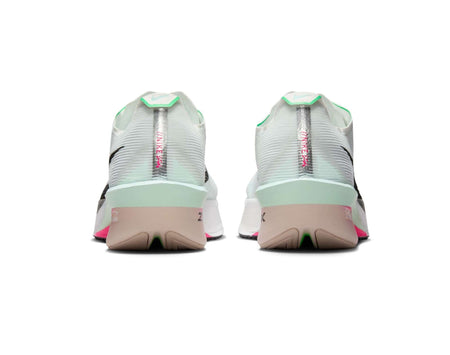 Chaussures de course Nike Vaporfly 4 pour femmes  